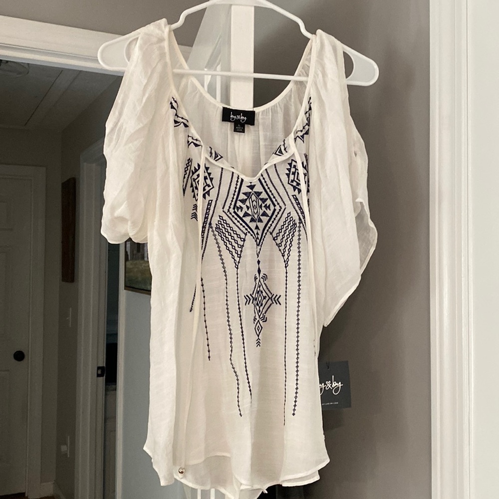 Short sleeve blouse